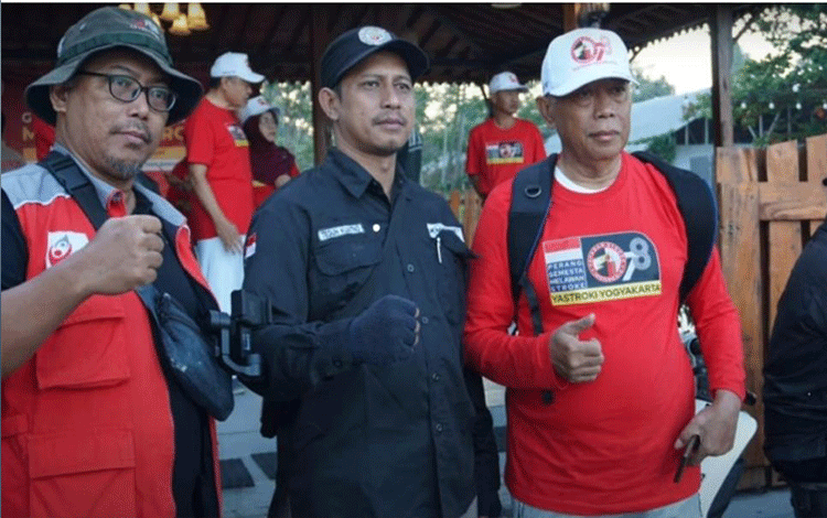 Jalan Kaki Yogya–Bandung Kobarkan Kampanye Melawan Stroke (2-Habis)