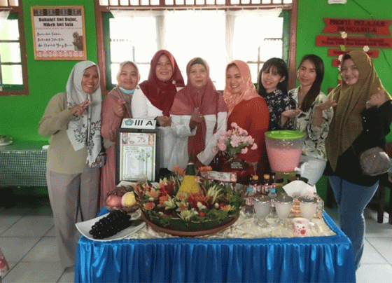 Salah satu karya nasi tumpeng peserta lomba dalam rangka merayakan Hari Jadi ke 74 SDN 2 MB Hulu, Rabu, 27 September 2023