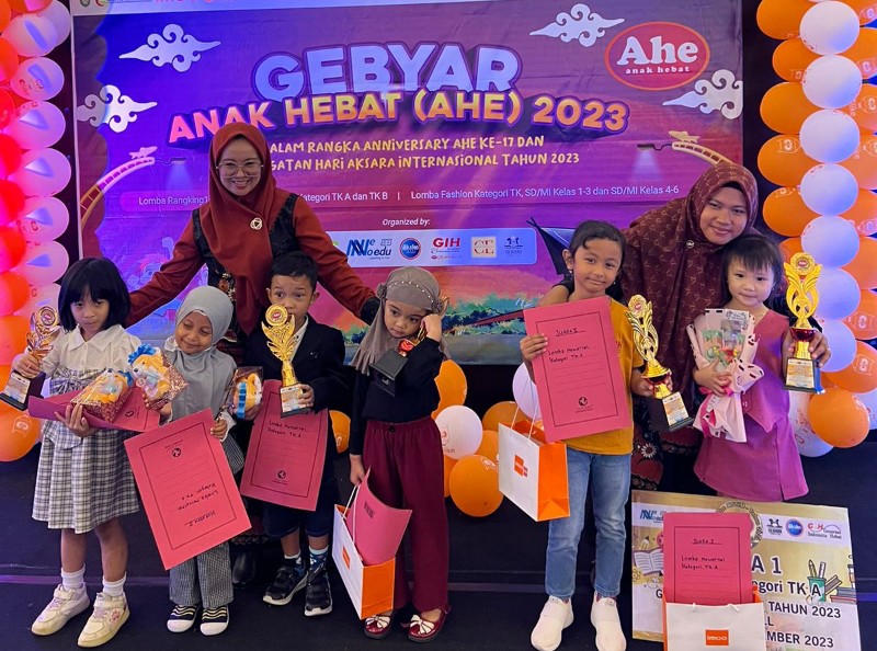 Siswi TK Pahan School Juara 1 Lomba Mewarnai Kategori TK A Gebyar AHE