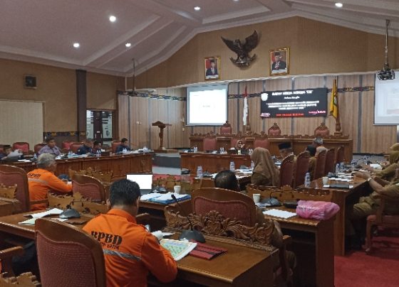 Suasana Pembahasan Rapat Kerja Komisi III DPRD Kotim terkait pembahasan perubahan RAPBD 2023, Selasa 19 September 2023.