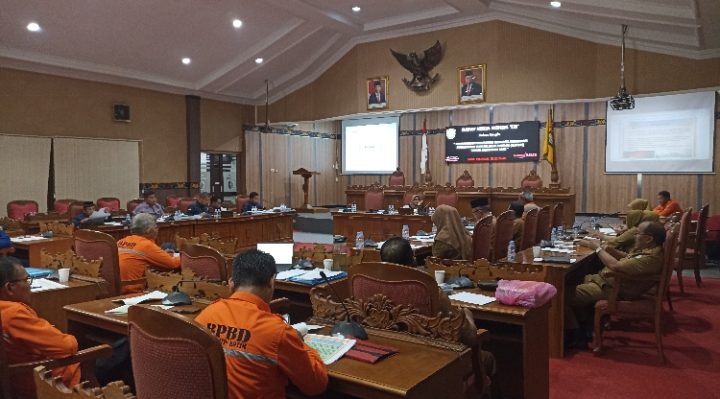 Suasana Pembahasan Rapat Kerja Komisi III DPRD Kotim terkait pembahasan perubahan RAPBD 2023, Selasa 19 September 2023.