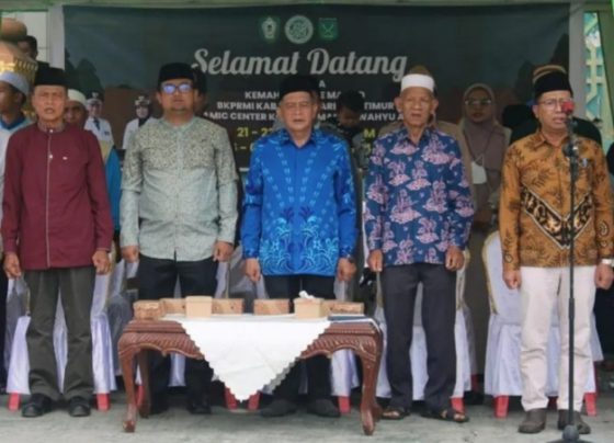 Asisten III Setda Kotim, M. Saleh paling kanan pada pembukaan Kemah Brigade Masjid di Masjid Agung Wahyu Al Hadi Sampit, Sabtu 21 Oktober 2023.