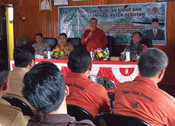 DLHK Seruyan Gelar Sosialisasi Peduli Lingkungan di Kecamatan Seruyan Tengah, Selasa 31 Oktober 2023