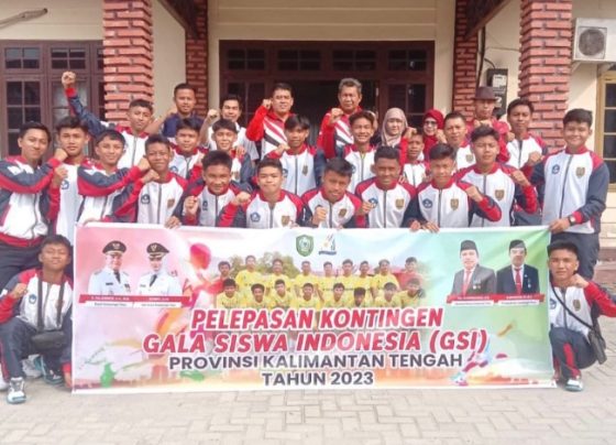 Disdik Kotim melepas keberangkatan atlet kontingen GSI Kalteng ke ajang GSI tingkat nasional 2023, Minggu 15 Oktober 2023.