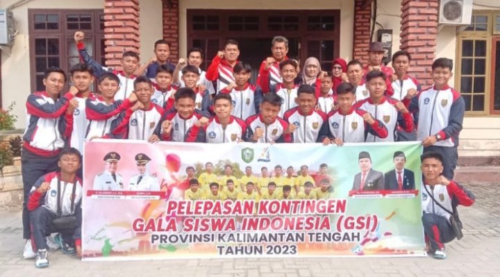 Disdik Kotim melepas keberangkatan atlet kontingen GSI Kalteng ke ajang GSI tingkat nasional 2023, Minggu 15 Oktober 2023.