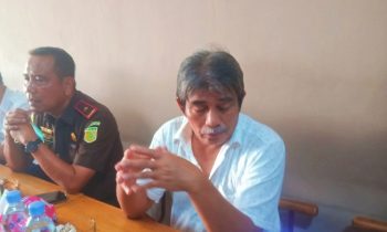 Kepala Kejaksaan Tinggi Kalimantan Tengah, Pathor Rahman (kemeja putih) saat tatap muka bersama insan pers, Selasa, 3 Oktober 2023.