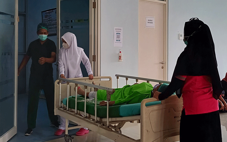 Pasangan yang Memiliki Anak Cukup atau Istri Berisiko Hamil Bisa Menggunakan KB MOW