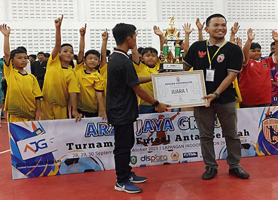 SD IT Arafah Juara 1 Turnamen Futsal Antarsekolah Se Kotim Kategori Kelas 1 3, Senin, 2 Oktober 2023.