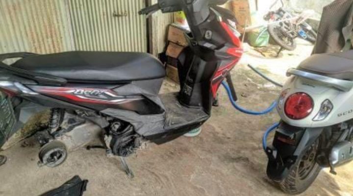 Sepasang ban sepeda motor milik seorang warga Baamang Barat raib dibawa kabur pencuri, Sabtu 7 Oktober 2023.