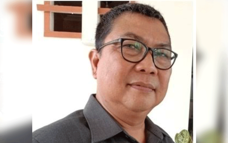 DPRD Katingan Sarankan Pengadaaan Seragam Sekolah Gratis
