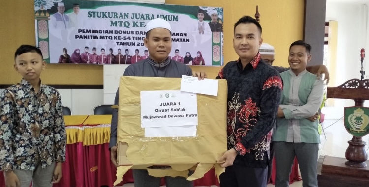 Camat MB Ketapang Gelar Syukuran dan Bagikan Bonus untuk Kafillah 