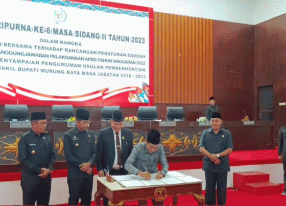 DPRD Mura Umumkan Usulan Pemberhentian Bupati dan Wakil Bupati Murung Raya