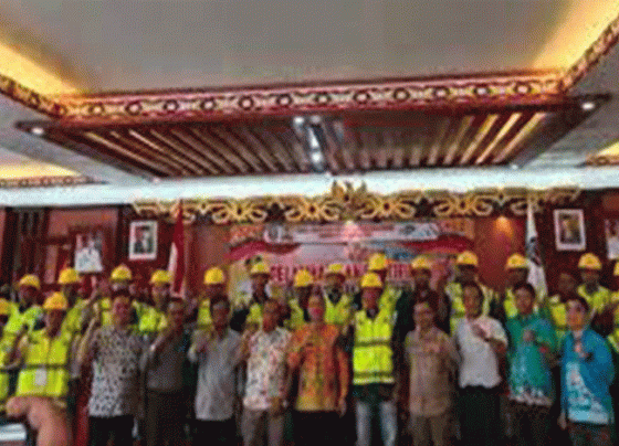 DPUPR Mura Berikan Pelatihan Alat Berat Exavator