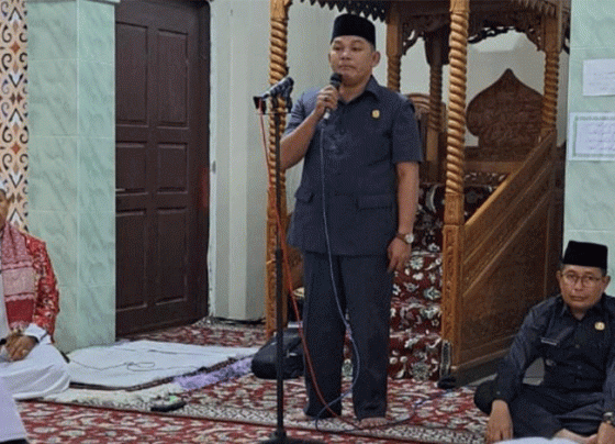 Juara Tilawah STQ Diberangkatkan Wakil Ketua II DPRD Murung Raya