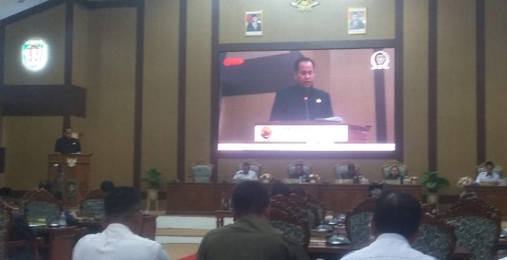 Juru bicara Fraksi PDI Perjuangan Gimak Bulinga menyampaikan pendapat akhir fraksi beberapa hari lalu.