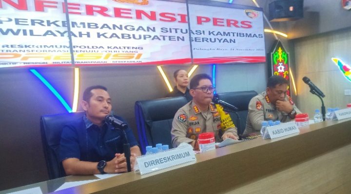 Kabidhumas Polda Kalteng, Kombes Pol Erlan Munaji, Direktur Reserse Kriminal Umum dan Kabidpropam saat pers rilis, Jumat, 24 November 2023