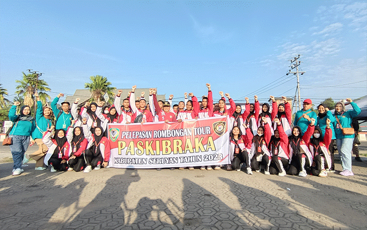 Apresiasi Pemkab Seruyan, Anggota Paskibraka Tour Wisata ke Yogyakarta