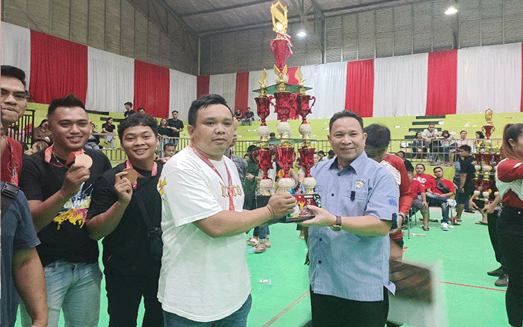 Jadikan Turnamen Voli Bupati Cup Sebagai Wadah Mencari Talenta Atlet Unggul