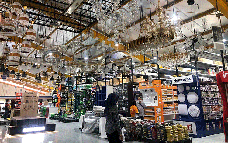 Supermarket Bahan Bangunan Terbesar dan Terlengkap Hadir di Sampit, di Sini Lokasinya