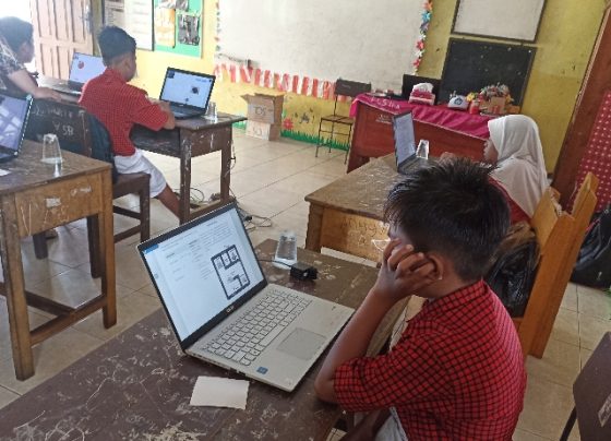 Pelaksanaan ANBK di SDN 2 Ketapang, Sampit di mana pihak sekolah telah berupaya menambah kecepatan koneksi internet, Rabu 1 November 2023