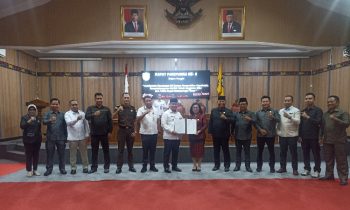 Penandatanganan bersama Persetujuan atas Ranperda dan Nota Keuangan tentang APBD 2024, Rabu, 22 November 2023