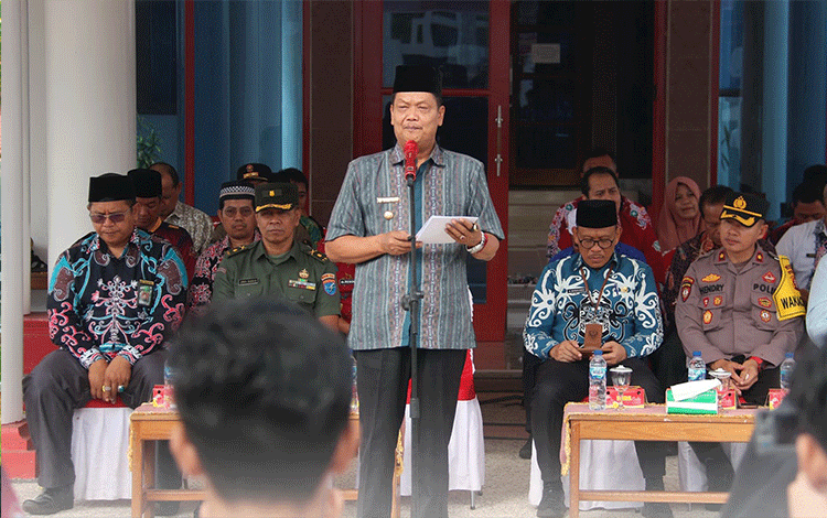 Pj Bupati Seruyan Lepas Kafilah Menuju MTQH XXXI Tingkat Provinsi Kalteng