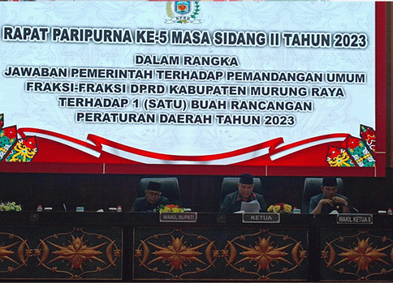 Rapat paripurna DPRD Murung Raya