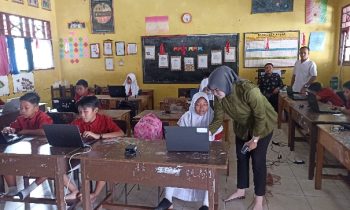 SDN 2 Ketapang melaksanakan ANBK 2023 secara mandiri, Rabu 1 November 2023