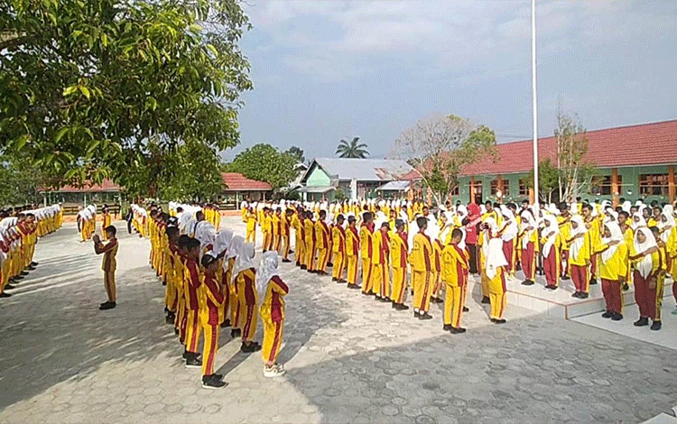 SMPN 4 Sampit Maknai Hari Pahlawan 2023 sebagai Inspirasi Generasi Muda