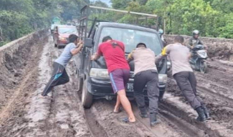 Dewan Katingan Sarankan ini Agar Ruas Jalan Kasongan – Kereng Pangi Tak Macet