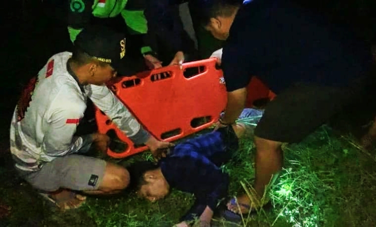 Seorang Pemuda di Palangka Raya Coba Bunuh Diri Lompat dari Jembatan Kahayan