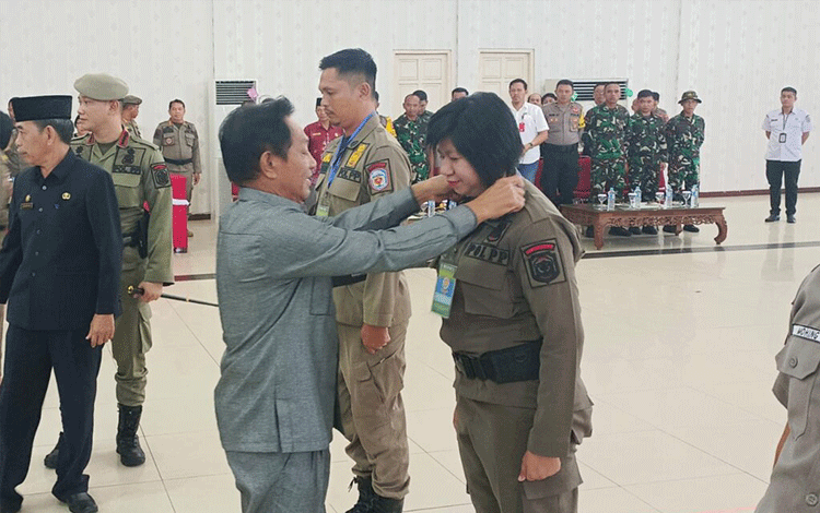 Waket DPRD Mura Bentuk Jati Diri Satpol PP dan Damkar