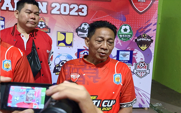 Heriyus Apresiasi Turnamen Futsal Pj Bupati Cup
