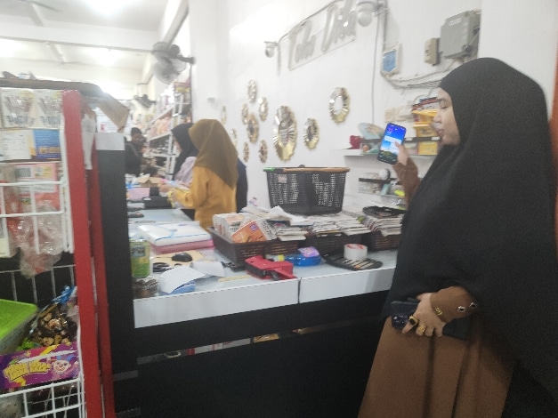 Dua Kakak Beradik di Sampit Kompak Curi HP di Tempat Kerja