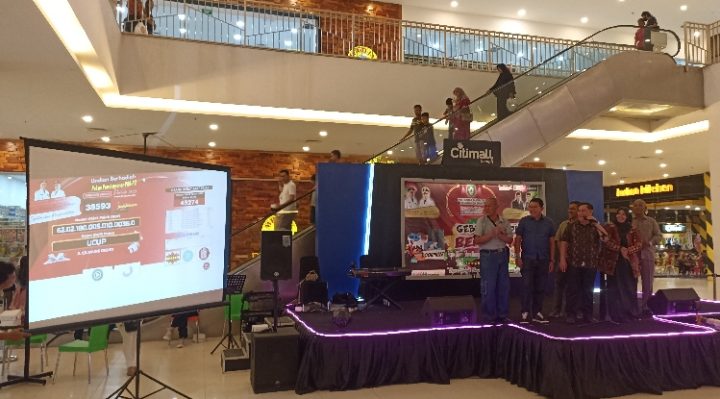 Gebyar Hadiah Undian PBB P2 di Citimall Sampit, Sabtu 2 Desember 2023.