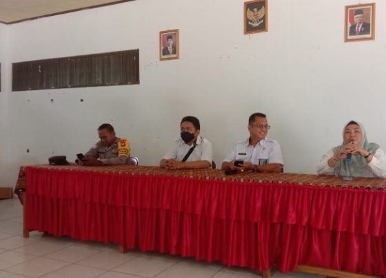 Lurah Panarung Evi Kahayanti saat membuka kegiatan sosialisasi E SPPT.