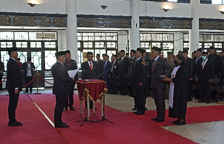 Di Penghujung Tahun 2023, Pemkab Kotim Menggeser Sejumlah Jabatan Kepala Perangkat Daerah 