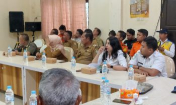 Suasana Rapat Penetapan Status Siaga Darurat Banjir Wilayah Kotim di Gedung Pusdalops BPBD Kotim, Senin 18 Desember 2023