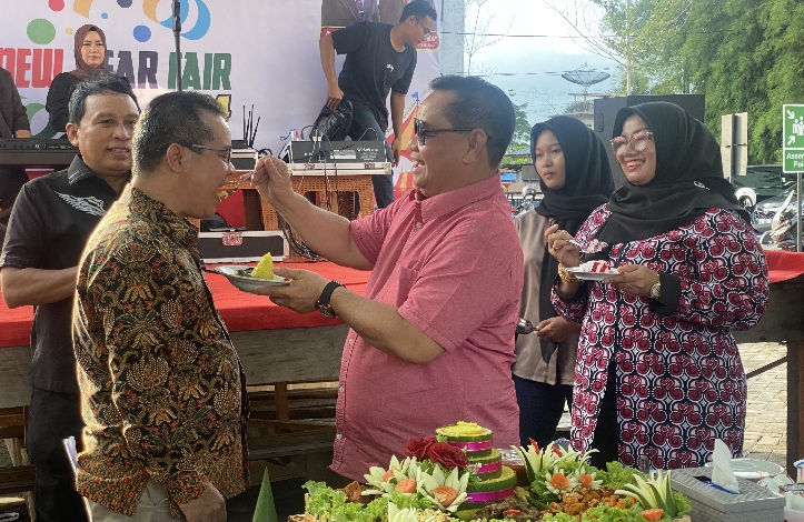 HUT Mal Pelayanan Publik dan HUT Kotim, DPMPTSP Gelar Berbagai Kegiatan 