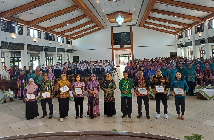 Lomba Paduan Suara Mars Habaring Hurung Digelar