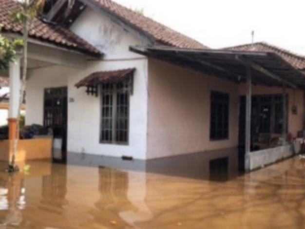 Genangan Air Hingga 30 Sentimeter Merendam Sampit Akibat Curah Hujan Meningkat