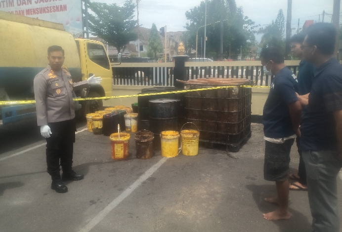 Polisi Bongkar Penampung CPO Curian di Kotim