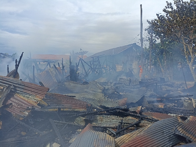 Kebakaran di Komplek Inhutani Sampit Menghanguskan 7 Bangunan