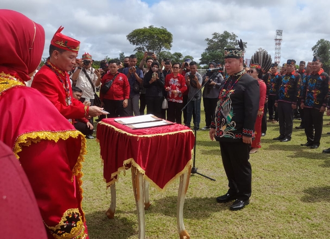Usai Dilantik sebagai Ketua DAD Kotim, Halikinnor Akan Lakukan ini