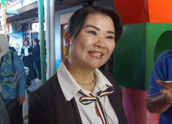 Ketua Yayasan Sekolah Khusus Lentera Nurani Indonesia di Sampit, Lini Marlina