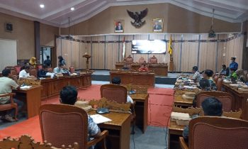 Kursi di Ruang Rapat Paripurna DPRD Kotim