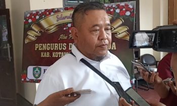 Pelantikan jajaran Pengurus DPC Kotim Masa Bakti 2023 2028 di Gedung Serbaguna Sampit, Senin 15 Januari 2024 1