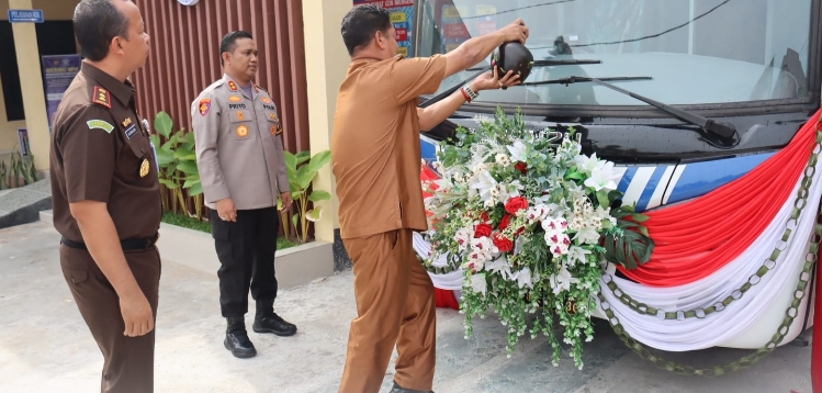 Pemkab Seruyan Apresiasi Kehadiran Bus SIM Keliling Diapresiasi Pj Bupati Seruyan
