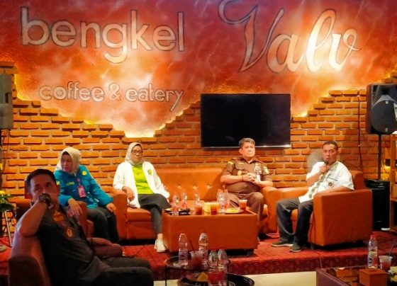 Pj Wali Kota Palangka Raya, Hera Nugrahayu (nomor 3), Kepala BPPRD Emi Abriyani, Kajari, Kepala Satpol PP dan Ketua PWI Kalteng Zainal.