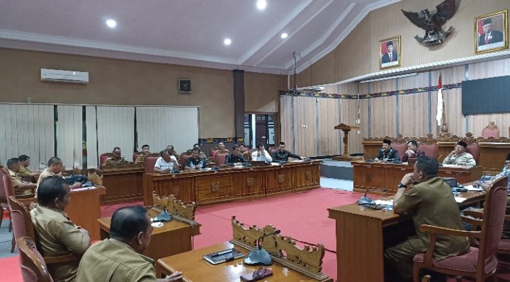 Ruang Rapat Paripurna DPRD Kotim